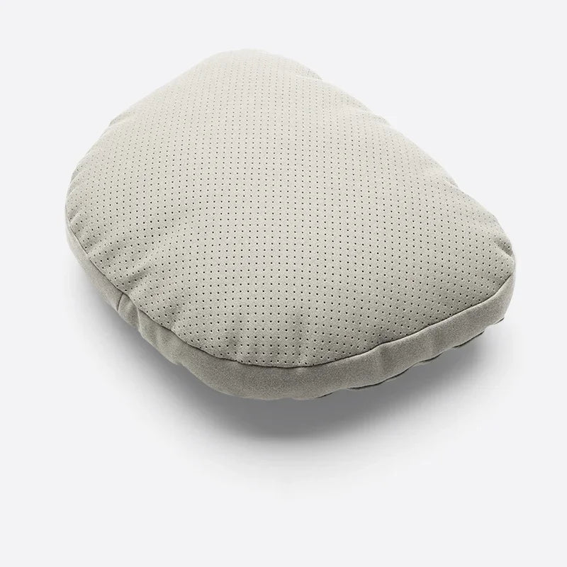 Nackenkissen fürs Auto in Beige, Wildlederoptik mit Perforation