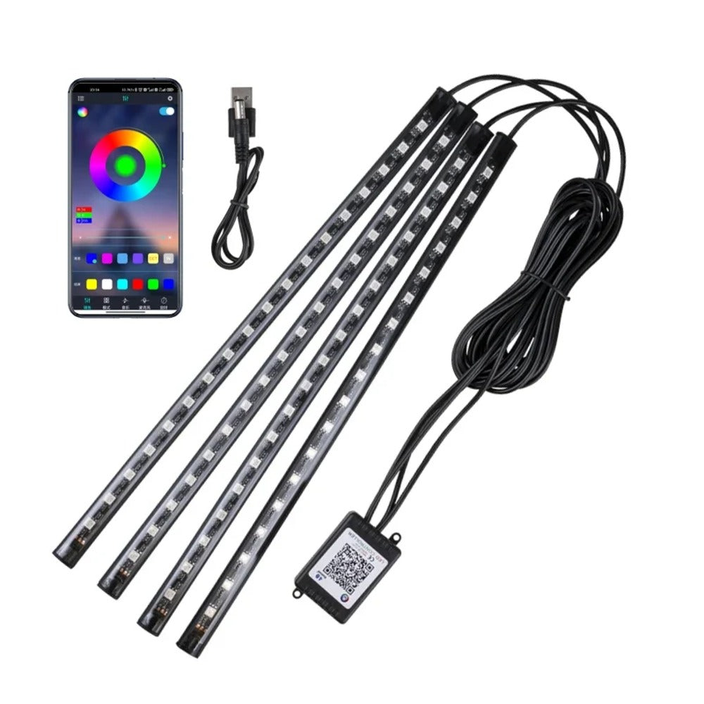 LED-Ambientebeleuchtung: vier Leisten, Steuergerät mit USB-Stecker und App auf dem Handy